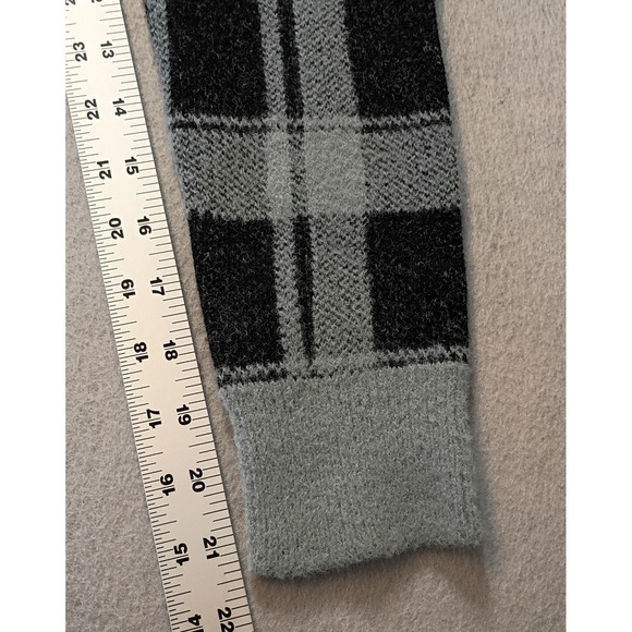 NWT Arizona Jean Company Cropped Flannel Cardigan 2 Piece Size Medium Blue/Black - Picture 10 of 11